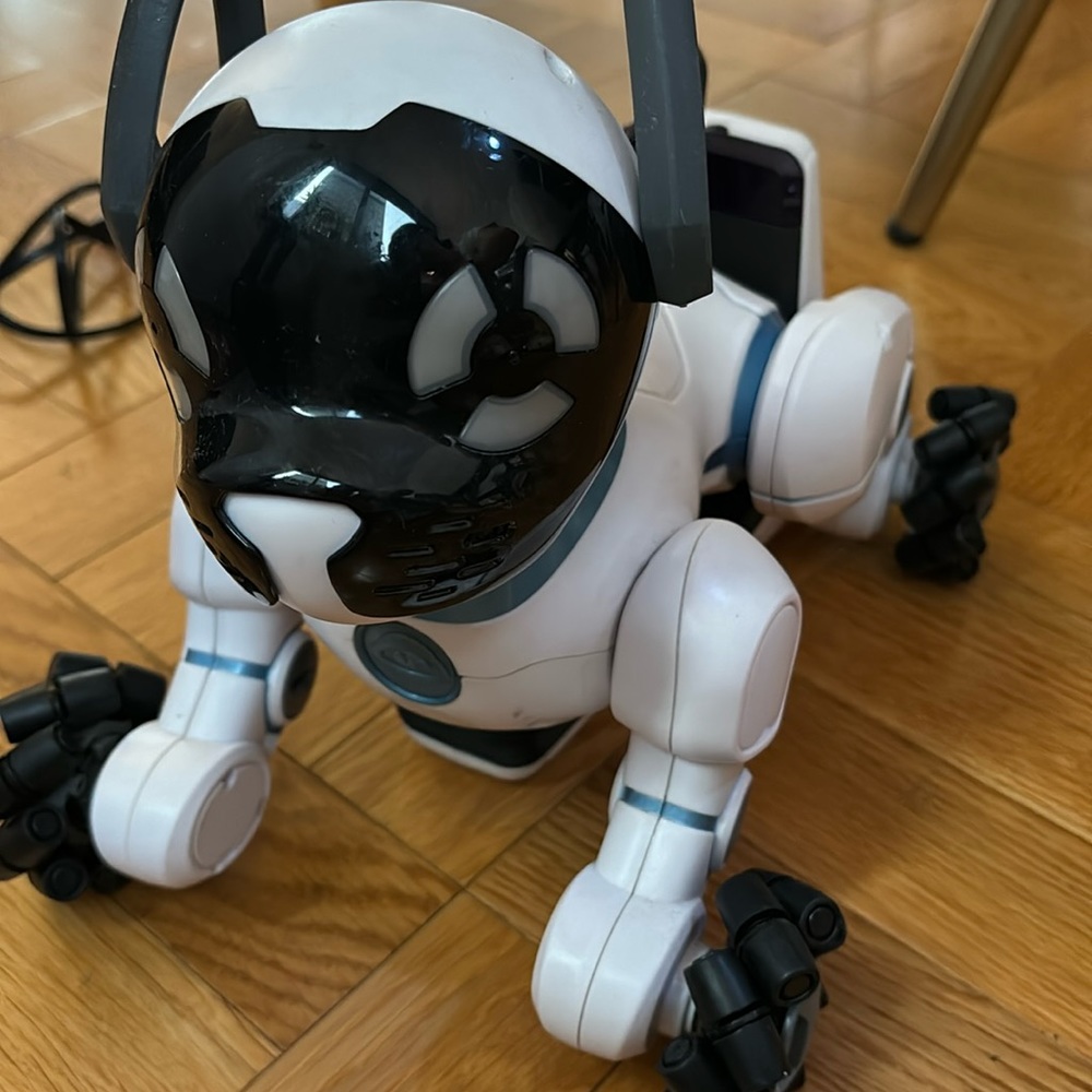 Wowewee Chip Robot Dog